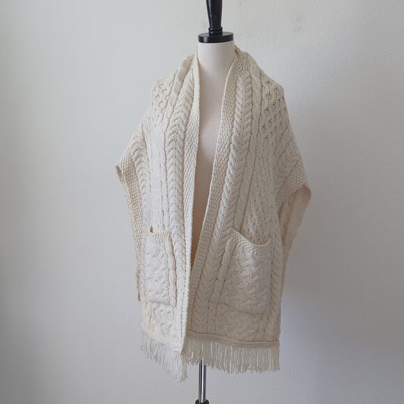Aran Crafts Ireland Poncho OS Wool Cream Fisherman Cable Knit Sweater Shawl Wrap - Picture 1 of 6